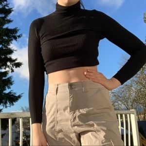 Ribbed black turtleneck